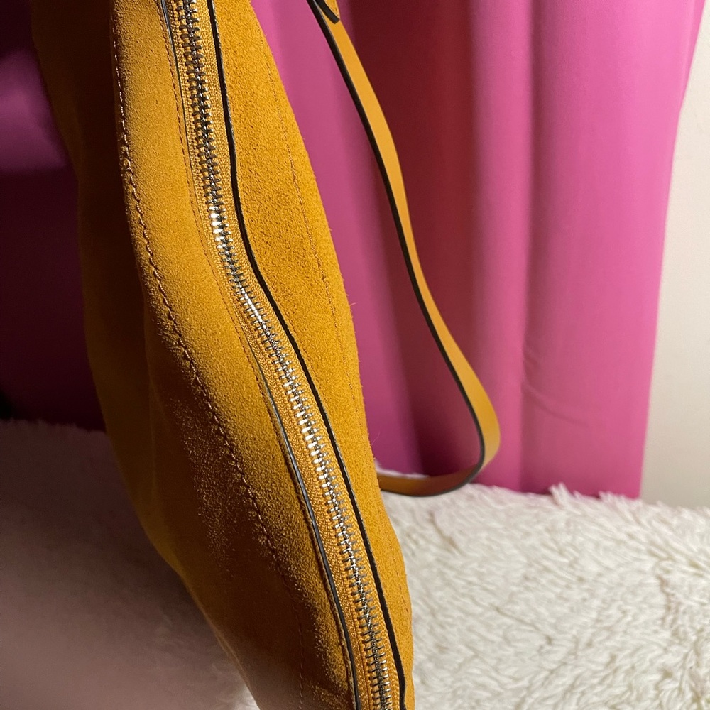 Stunning, yellow mustard suede and leather hobo bag - Picture 7 of 16
